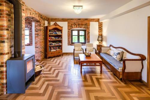 Agroturismo Folwark Bia?ych Bocian�w