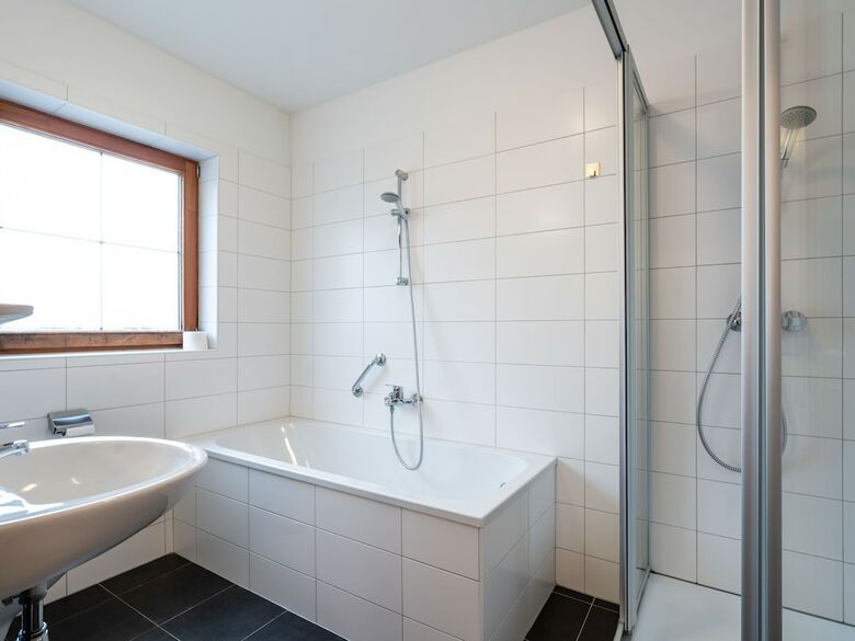 Modern Apartment In Obertraun With Terrace