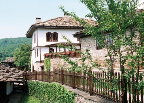 Parlapanova Guest House