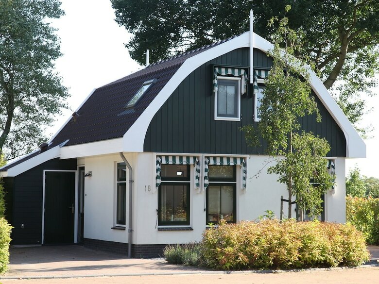 Nice Holiday Home With Dishwasher, Near The Beach