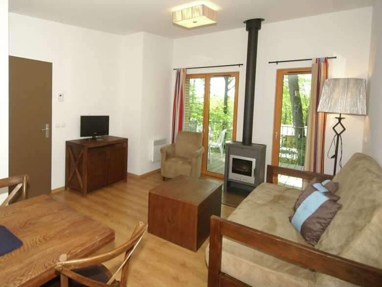 Cozy Studio With Dishwasher In The Beautiful Green Valjoly