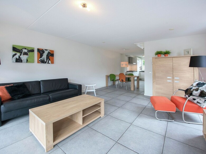 Nice House With Dishwasher, Not Far From Amsterdam