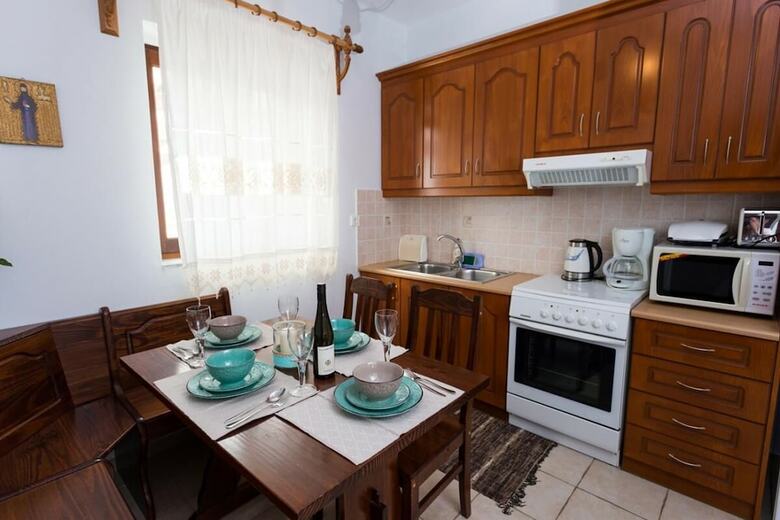 Villa Pleiades