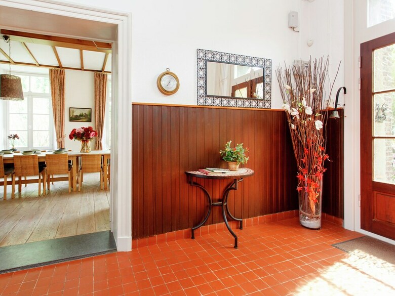 Spacious Mansion In Swolgen With Garden