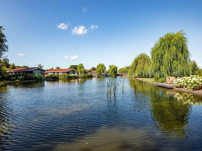 Comfortable Chalet With Wifi, In A Water-rich Area