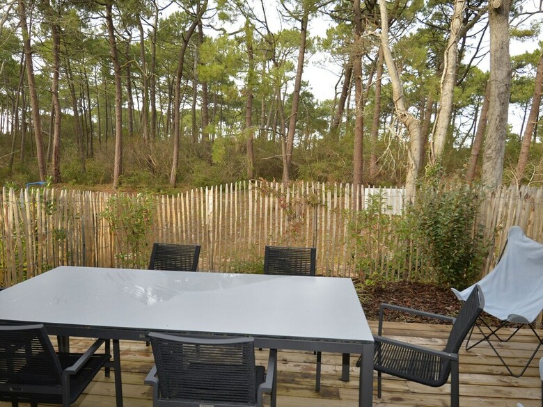Modern Apartment In Lively Lacanau-oc�an