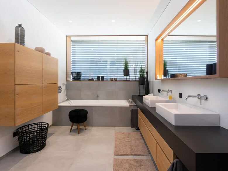 Apartment In An Exclusive Location With Artistic Interiors