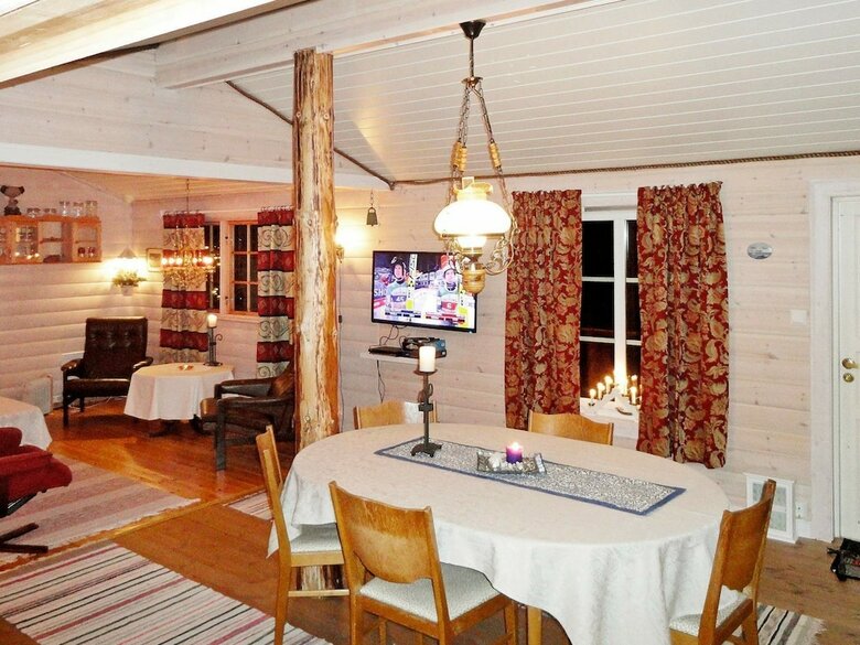 4 Star Holiday Home In Laupstad