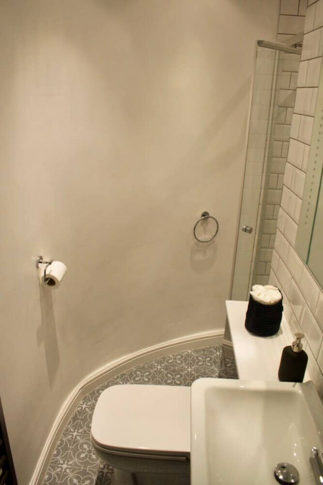 Apartamento Spacious 2 Bedroom City Centre Flat