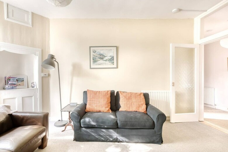 Delightful Apartment In Vibrant Stockbridge