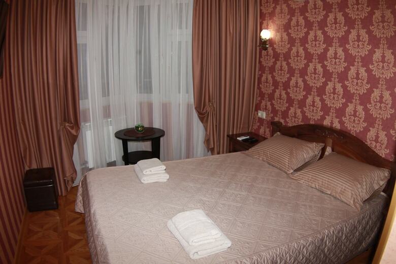 Hotel Day And Night On Michurinskiy