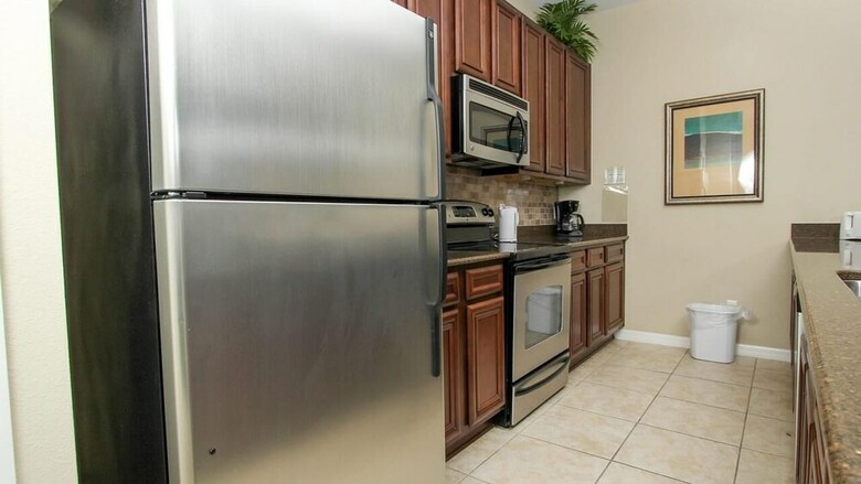 Apartamento 8975 Majesty Palm Road