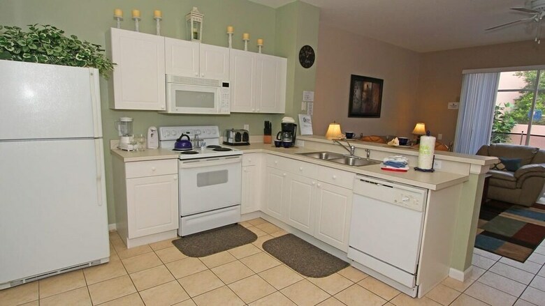 2326 Silver Palm Drive