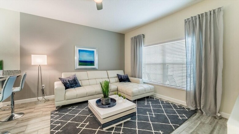 Villa 3141 Pequod Place