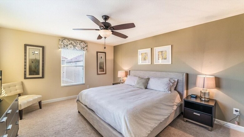 8974 Bismarck Palm Road