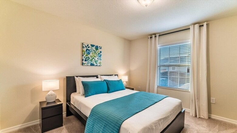 Apartamento 4819 Brier Rose Lane