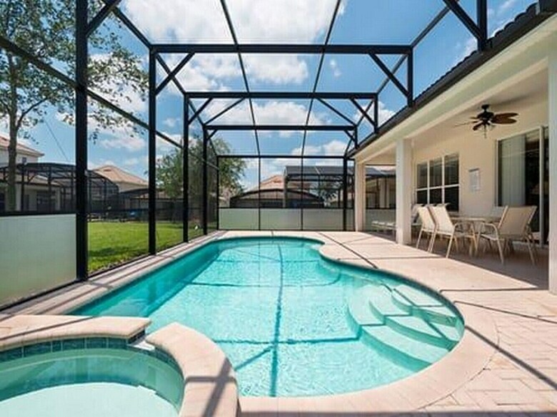 7758 Grassendale Street - Fs