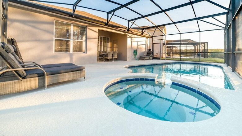 8111 Sun Palm Drive