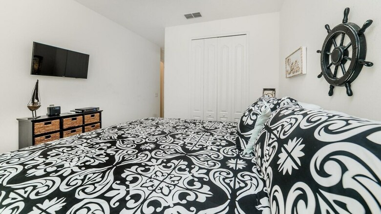 4079 Oak Tree Drive