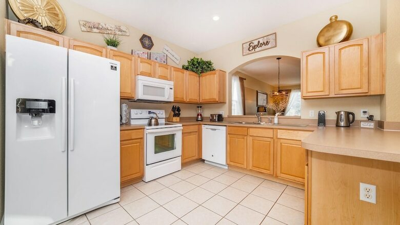 2696 Manesty Lane