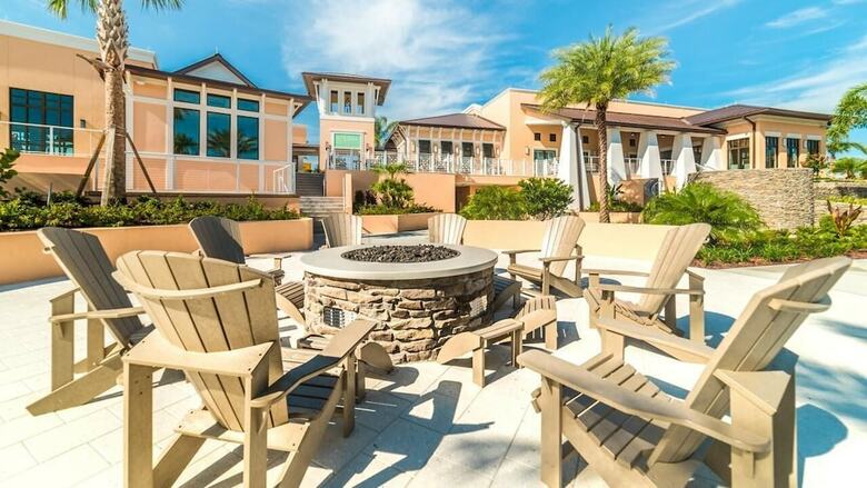 1712 Caribbean View Terrace
