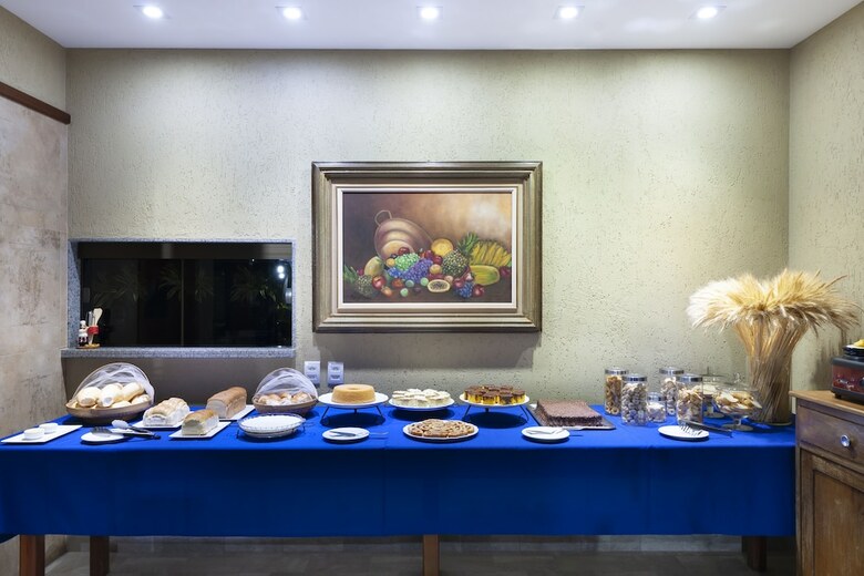 Coqueiros Praia Hotel - Balne�rio de Iriri