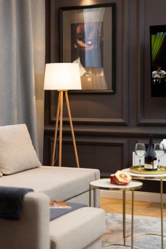 Luxury Number 1 Apartments
