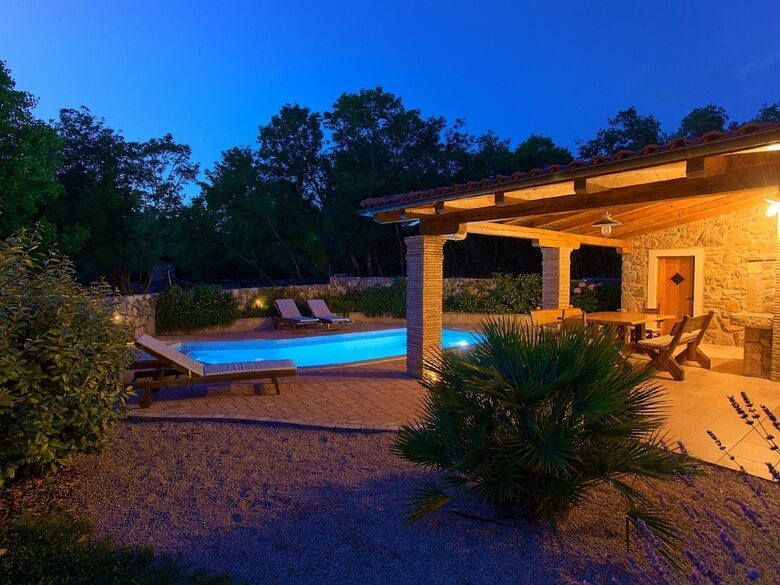Attractive Villa In Kras With Swimming Pool