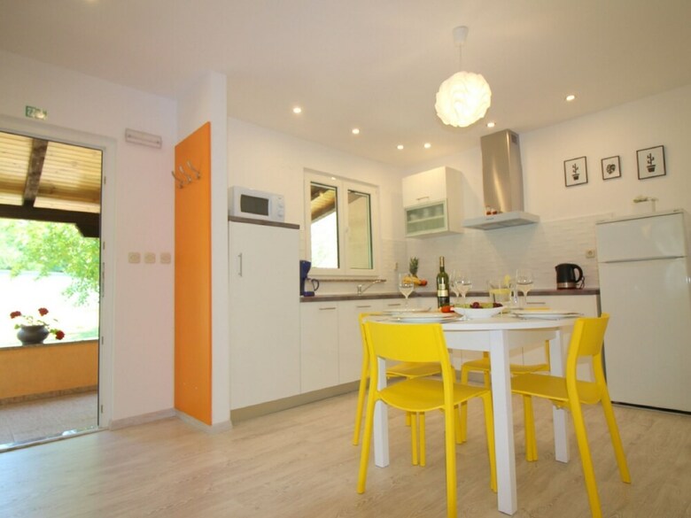 Contemporary Bungalow In Porec With Swimming Pool