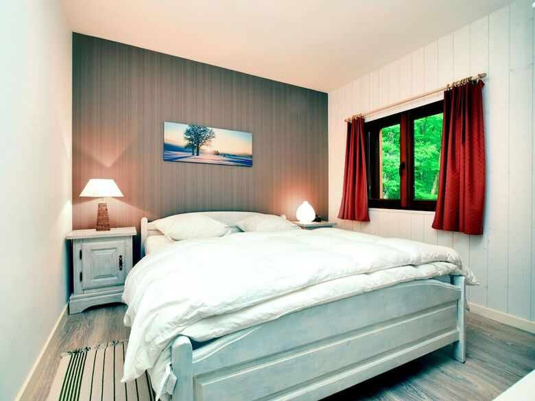 Tranquil Chalet With Sauna In Beauraing
