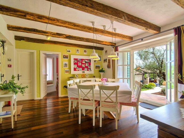 Lush Villa In Baderna With Artistic Interiors & Pool