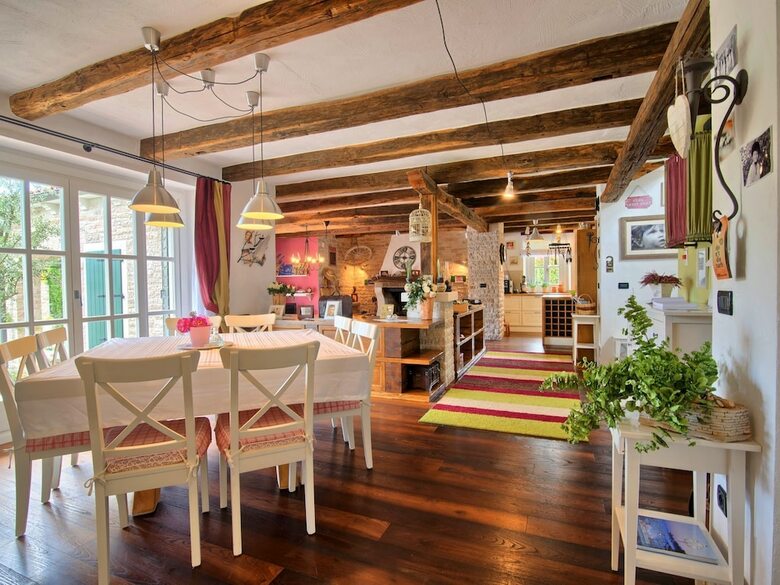 Lush Villa In Baderna With Artistic Interiors & Pool