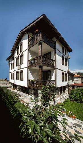 Hostal Topalovi Guest House