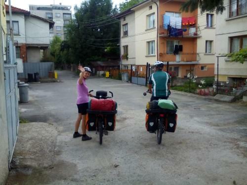 Hostal Aleks Guest House