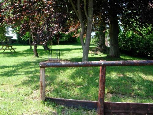 Lodge Holiday Home Tout Petit Gite Laval Ferrieres
