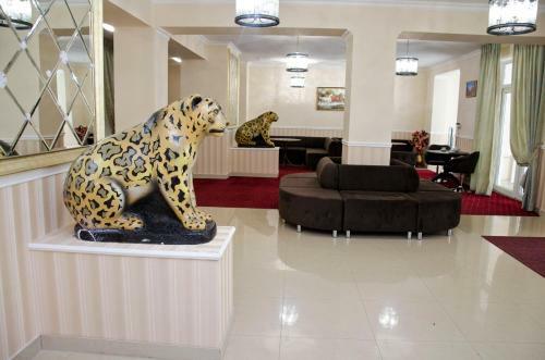 Hotel Snezhniy Bars Cheget