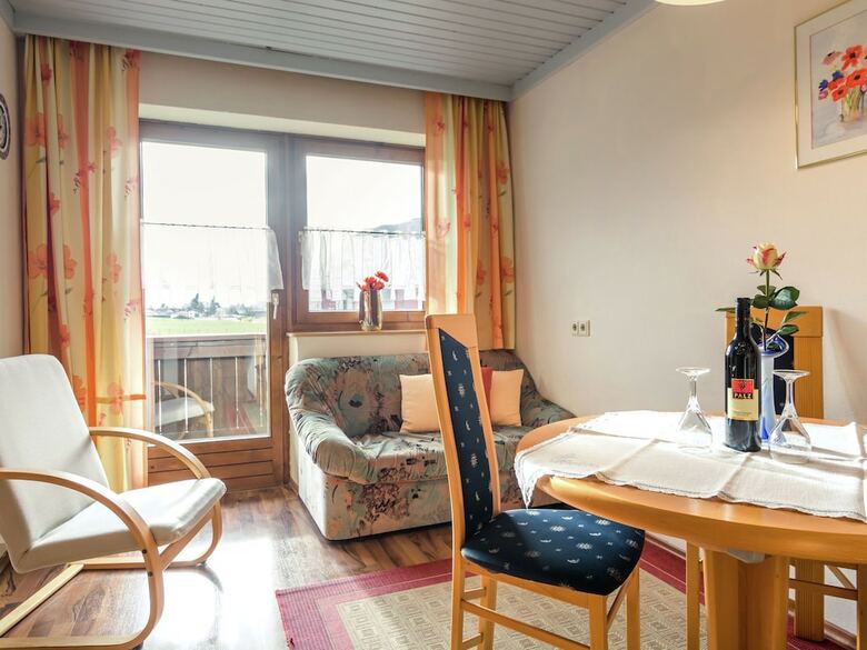 Modern Apartment In Maishofen With Garden