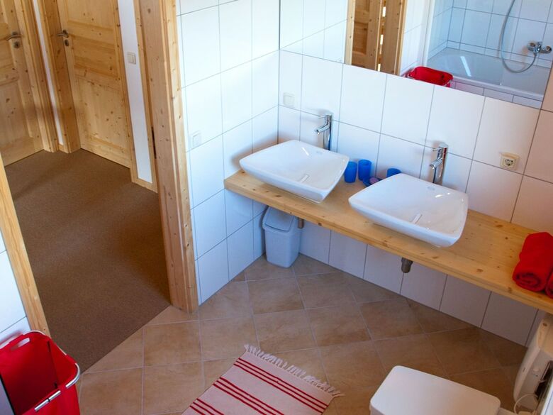 Spacious Chalet Near Ski Area In Wolfsberg