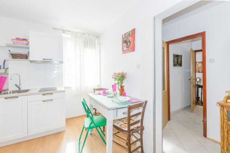 Beautiful Rustical Apartment In Rovinj