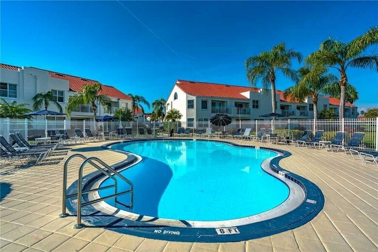Vista Verde East 1103 - Two Bedroom Condo