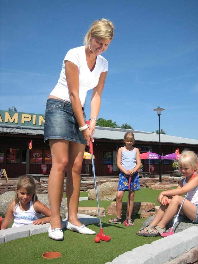 Lundeg�rd Camping & Stugby