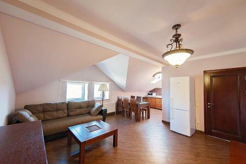 Avrora Spa Hotel
