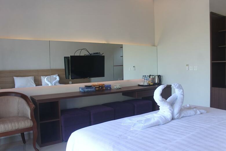 Hotel Mandhasativa Homestay