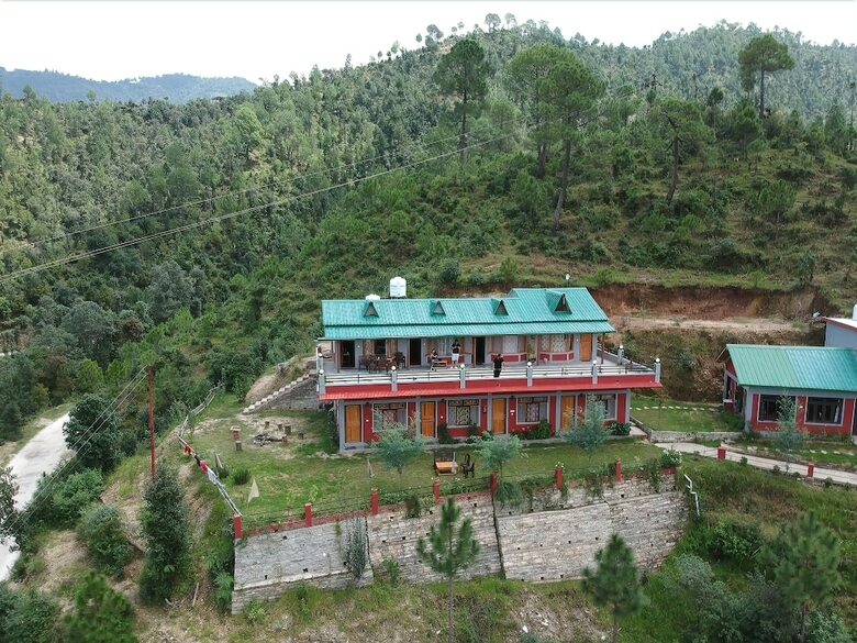 Hotel Oak Essence Mukteshwar