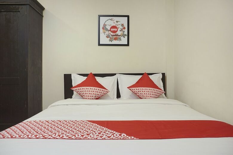 Hotel Oyo 409 Pondok Helomi