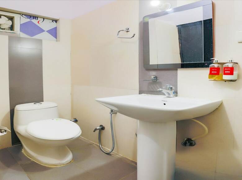Hotel Oyo 22828 Flagship Sector 1a
