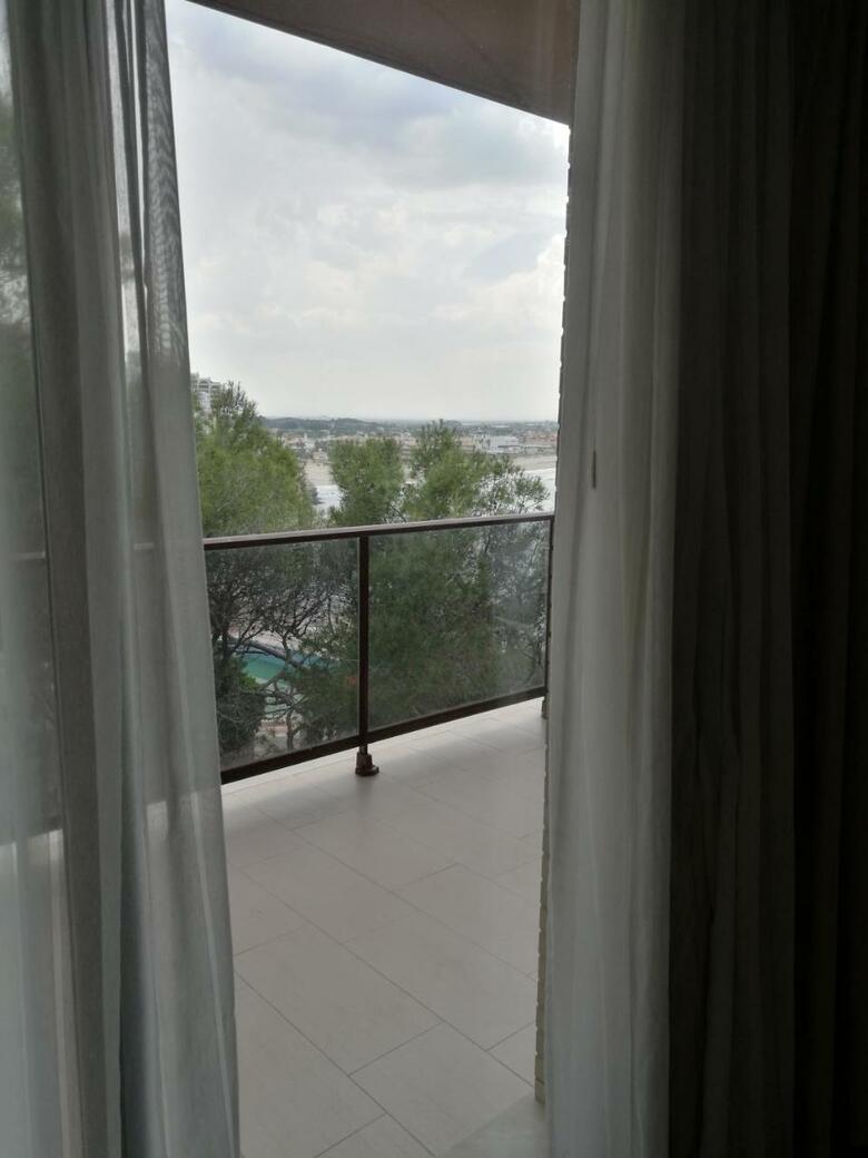 Aparthotel El Faro
