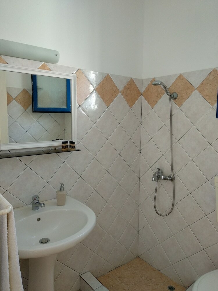Apartamentos Litus Studios Syros