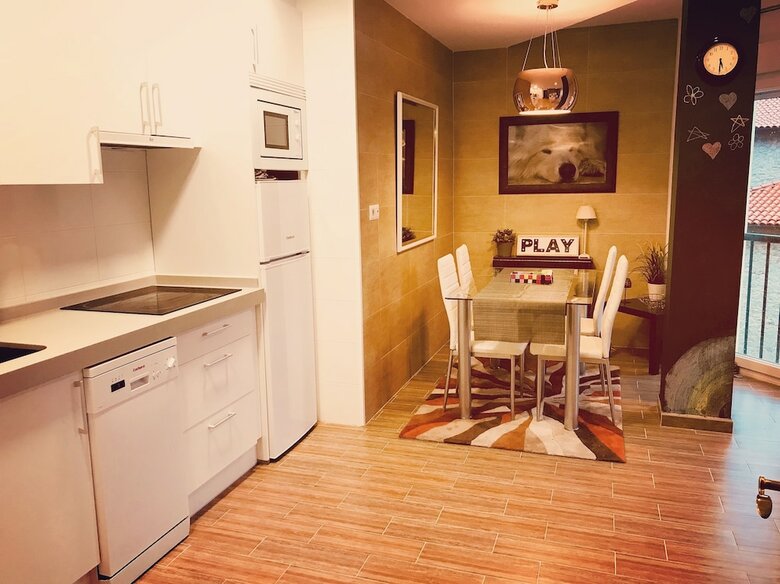 Cozy Apartment - Near Colina