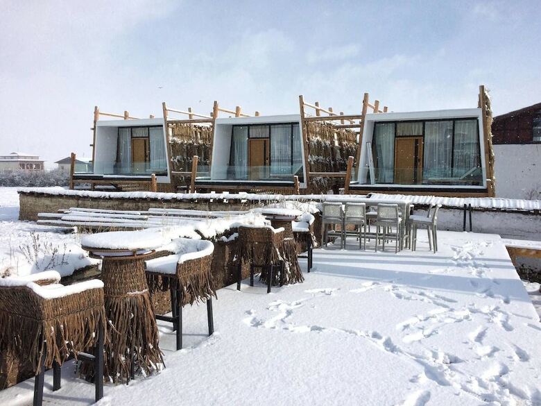 Shangri-la Salloi Rustic Luxury Hotel